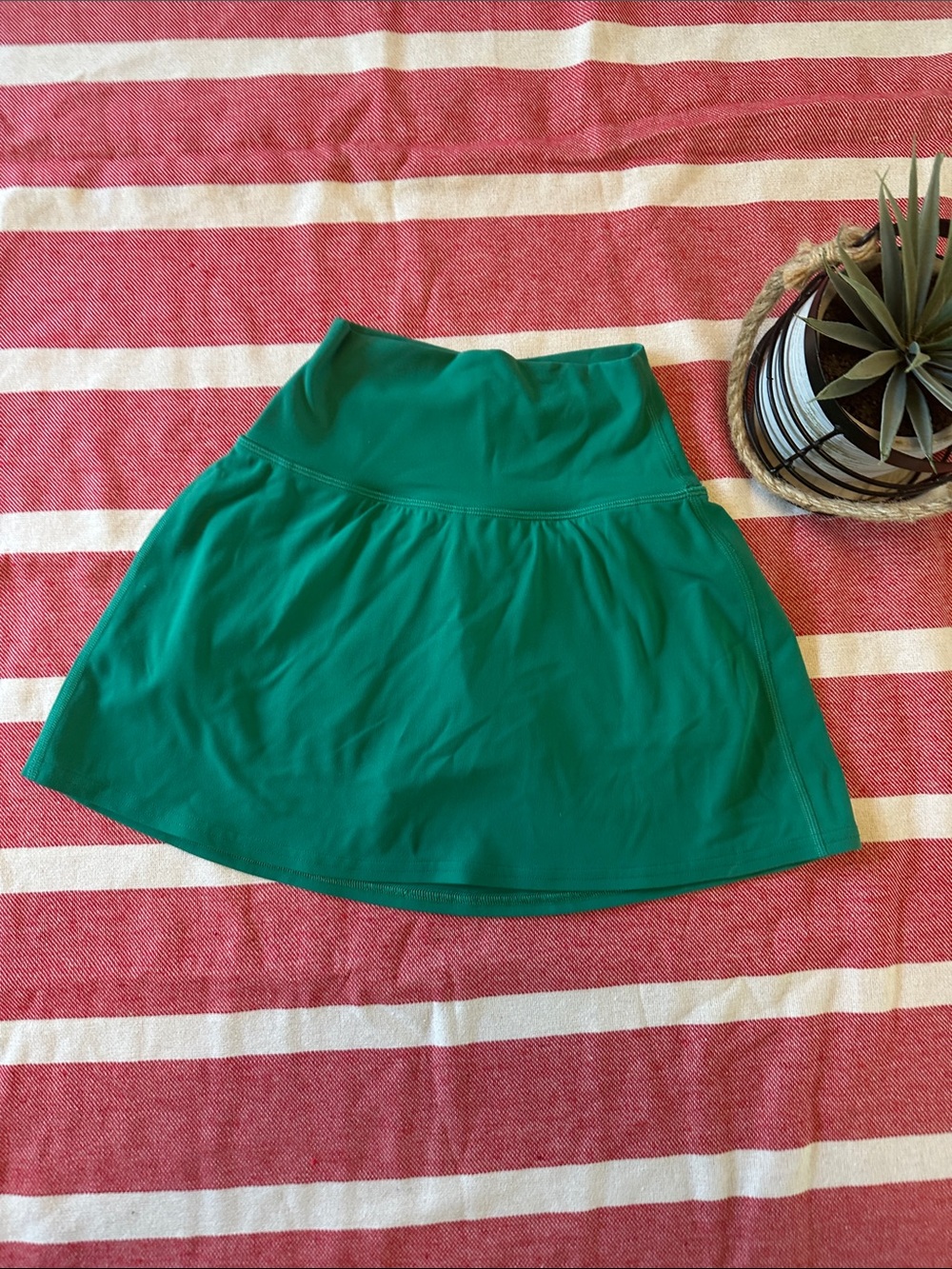 Lululemon Align Cascadia Green Women's Skirt with liner shorts Sz0